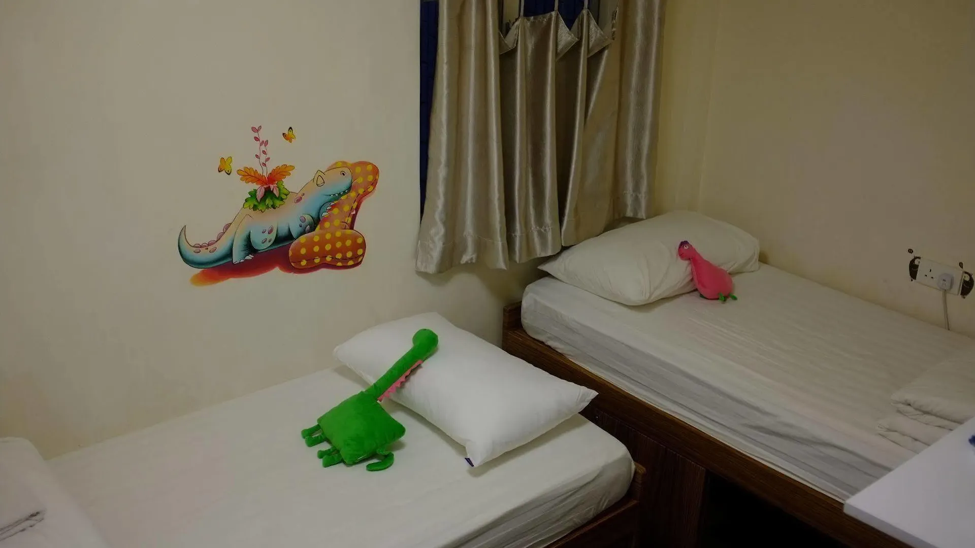 Alohas Hostel Hong Kong 0*,  Cina